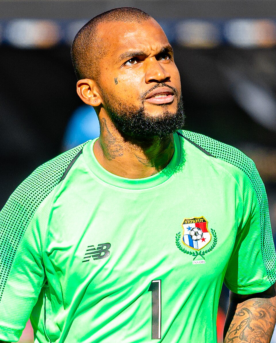 Luis Mejía, press photo