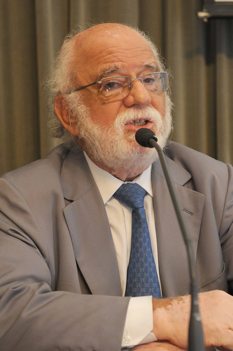 Danilo Santos, press photo