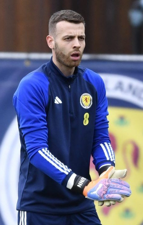 Angus Gunn, press photo