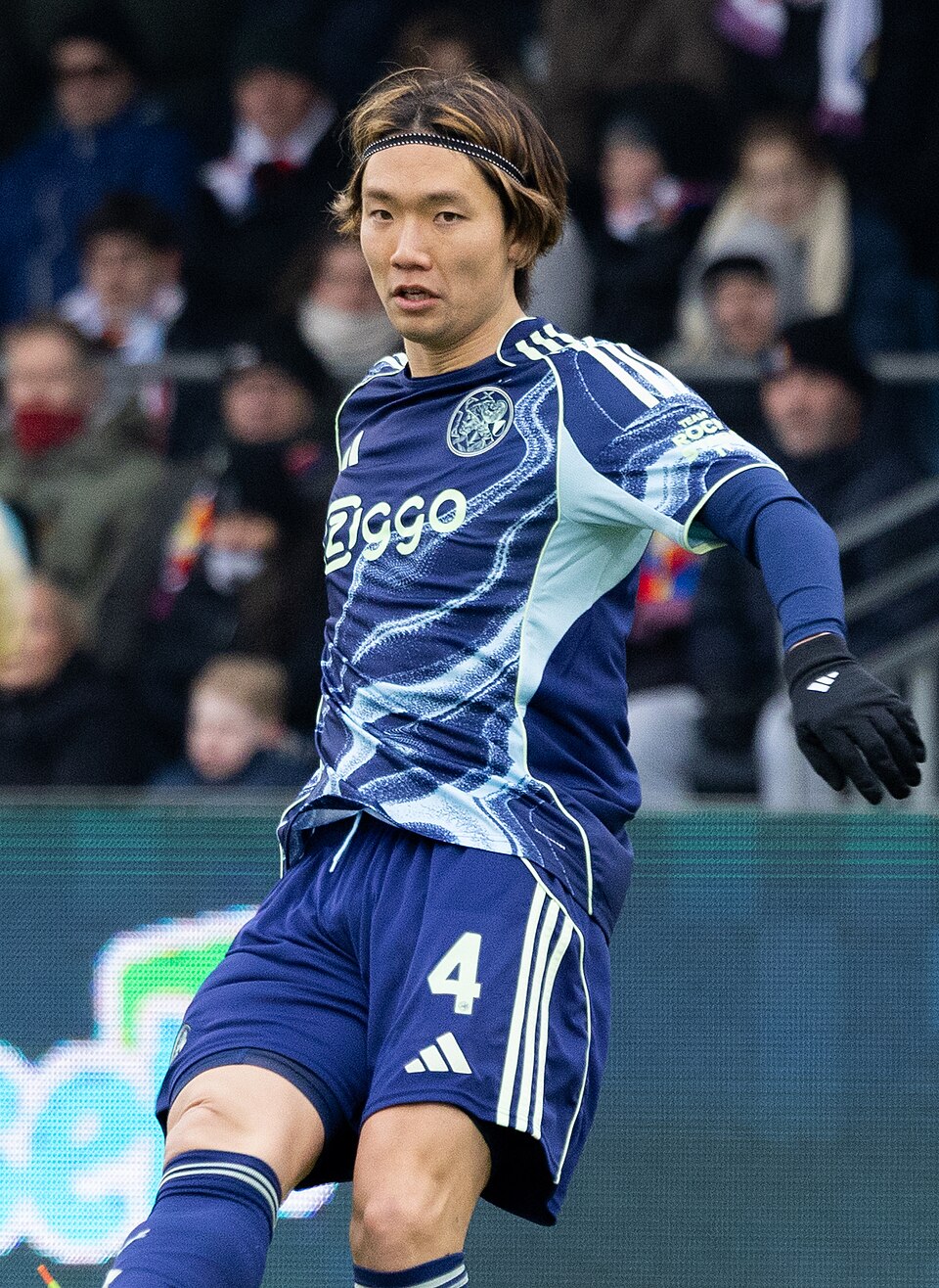 Kou Itakura, press photo