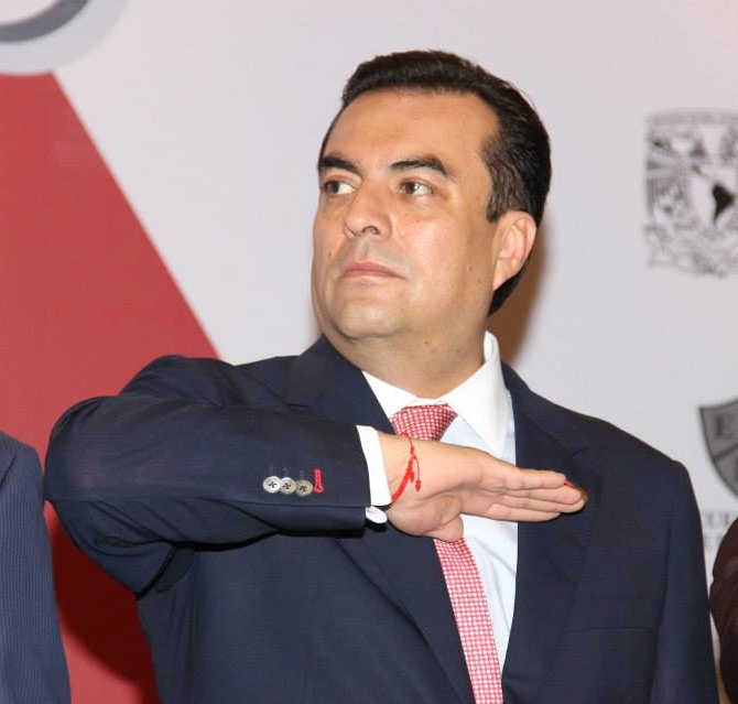 Armando González, press photo