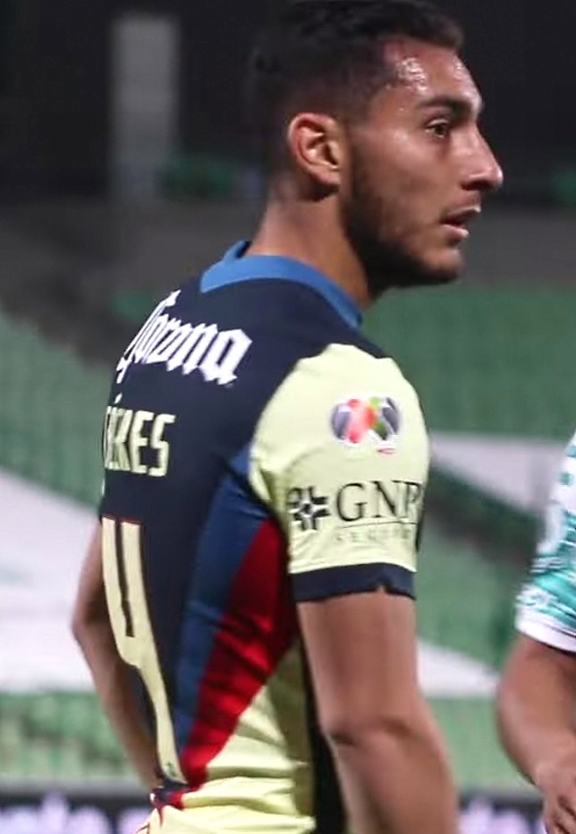 Sebastián Cáceres, press photo