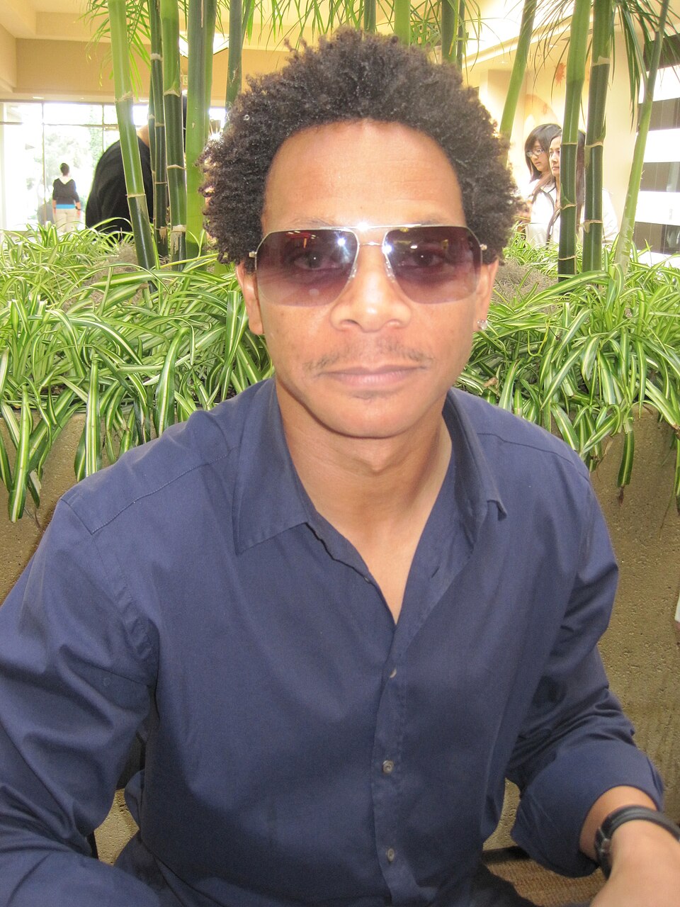 Éric Davis, press photo